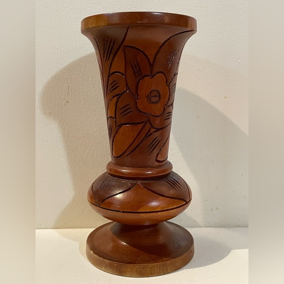 Vintage Hand Carved Wooden Pedestal Vase With Flower/Leaf Design 9” - Picture 8 of 11
